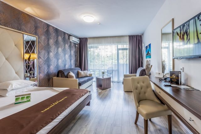 Prestige Deluxe Hotel Aquapark Club - Deluxe Family room (3 adults + 1 or 2 children)