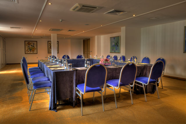 Kempinski Grand Arena Hotel - Business facilities