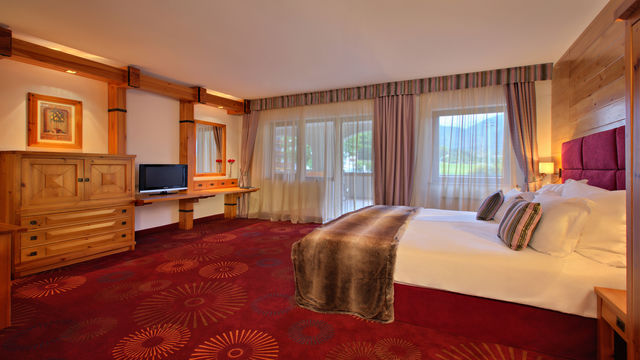 Kempinski Grand Arena Hotel - Executive Club Rooms