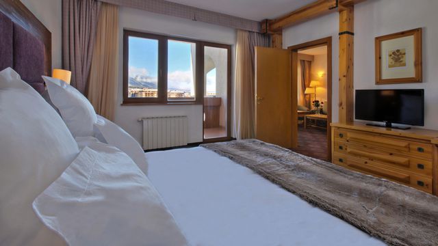 Kempinski Grand Arena Hotel - Deluxe Suites