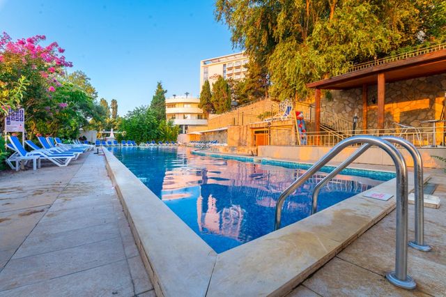 Vemara Beach Hotel (ex Kaliakra Palace)